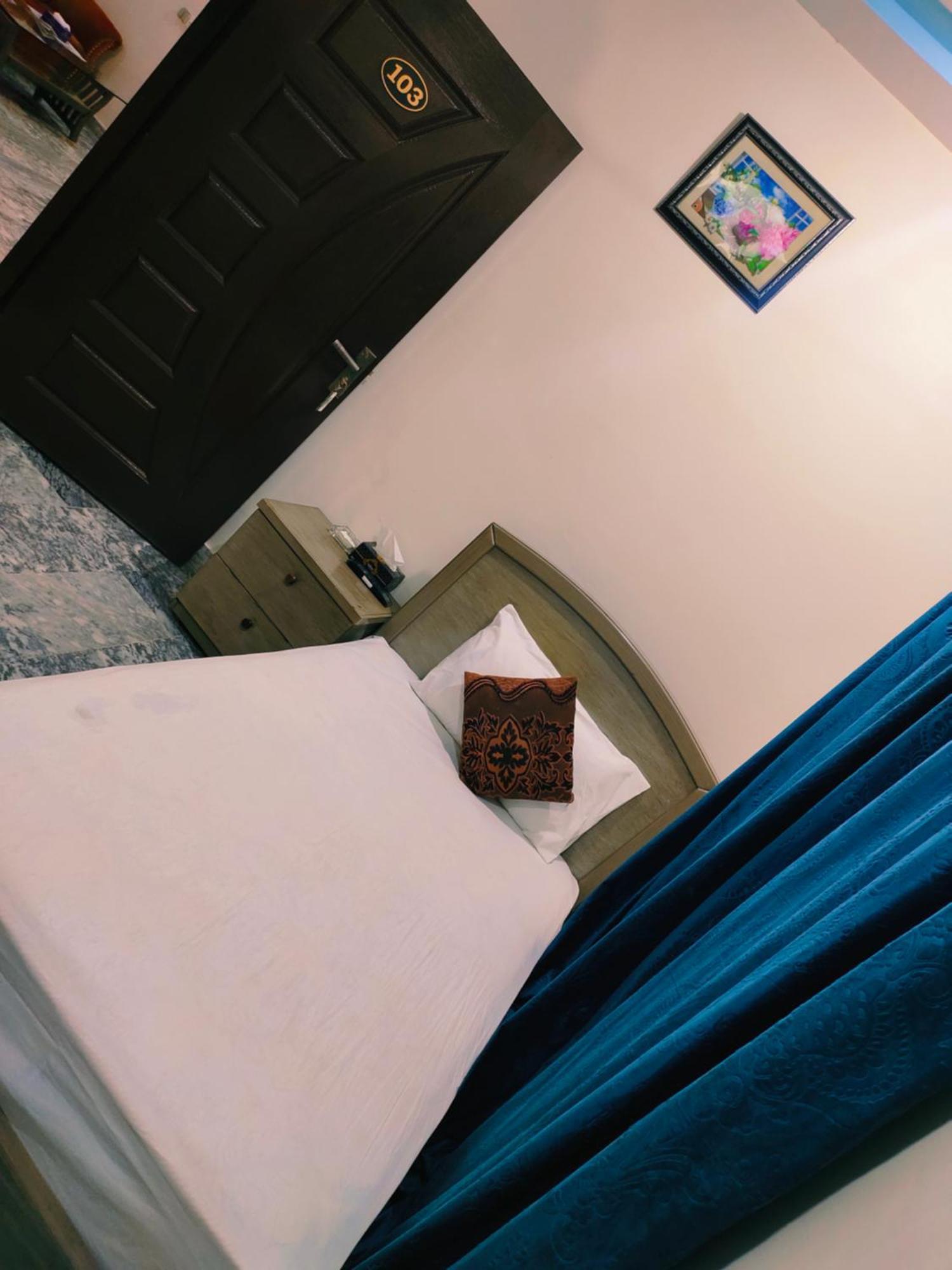 Hotel Park View Lahore Pokoj fotografie